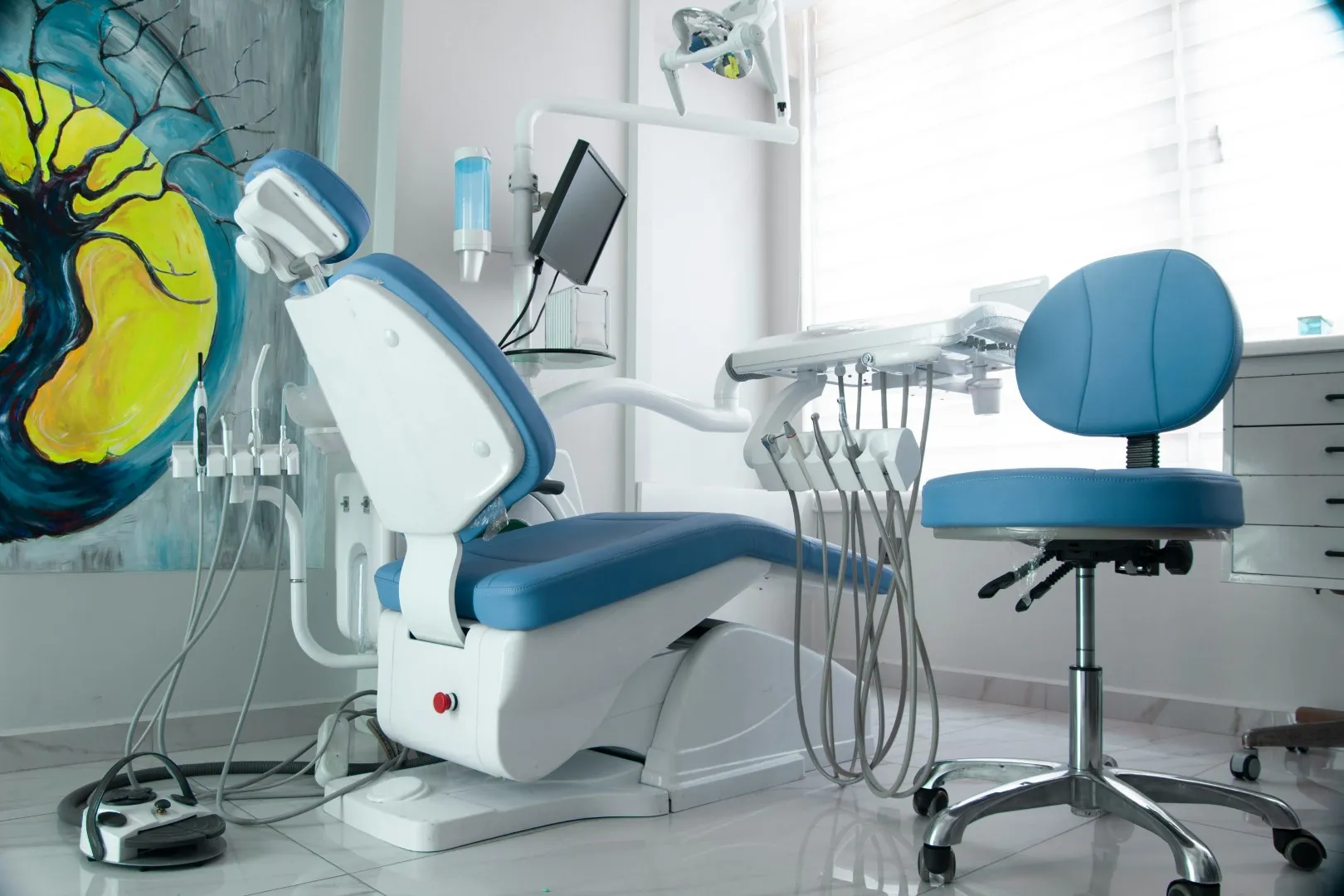 Chair Side Dental Assistant's image